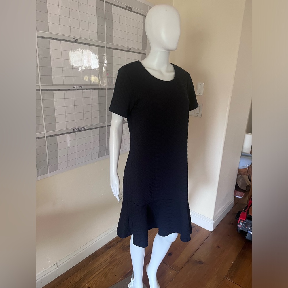 Sharagano navy blue lizard 🦎 scale puff print dress size 10 ruffle hem